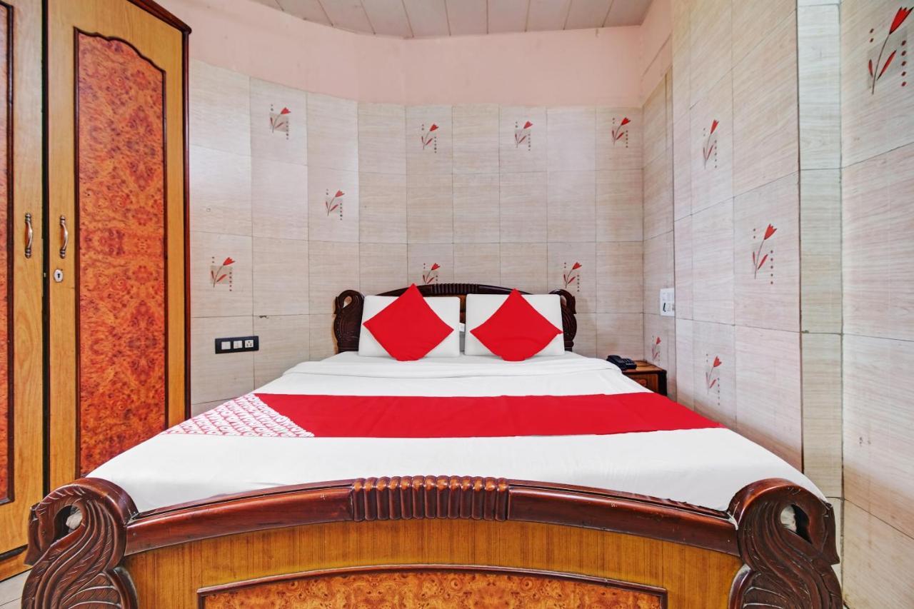 Oyo 80762 Hotel New Mini Mahal Turambhe Kültér fotó