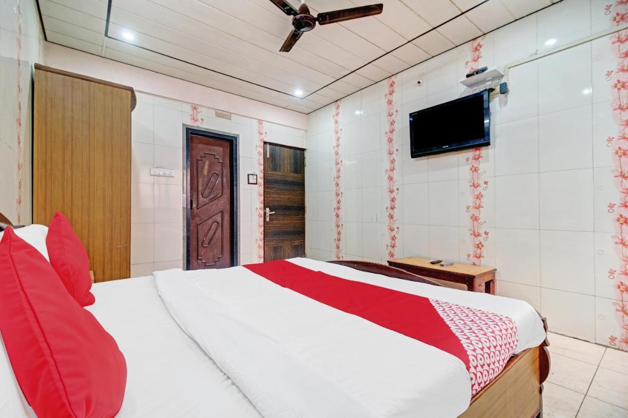 Oyo 80762 Hotel New Mini Mahal Turambhe Kültér fotó