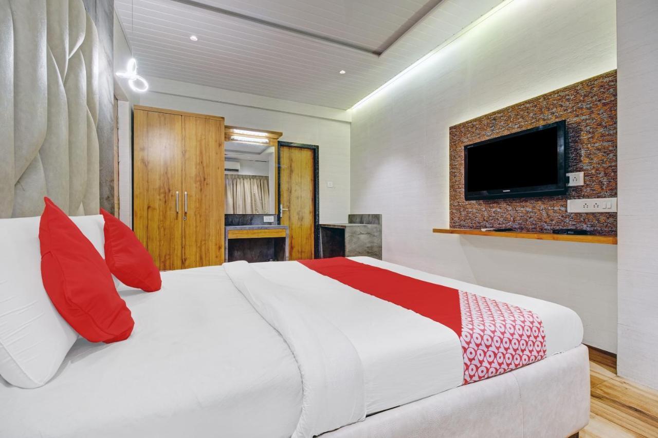 Oyo 80762 Hotel New Mini Mahal Turambhe Kültér fotó